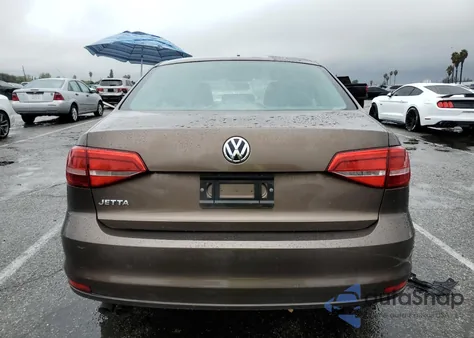 2015 Volkswagen Jetta Base z USA, uszkodzony, nr VIN 3VW2K7AJ8FM253072
